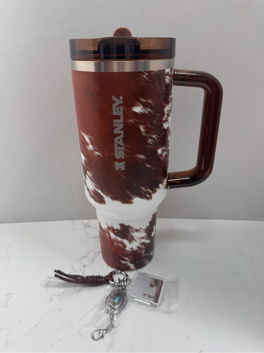 The Kacey Musgraves x Stanley 1913 Quencher® ProTour Flip Straw Tumbler | 40 OZ - Picture 4 of 6